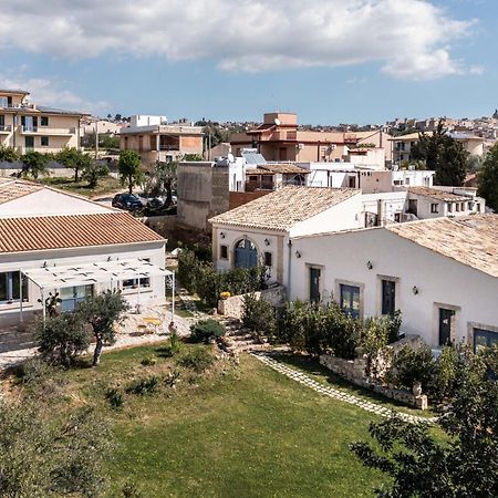 Michael Garden Bed & Breakfast Noto Dış mekan fotoğraf