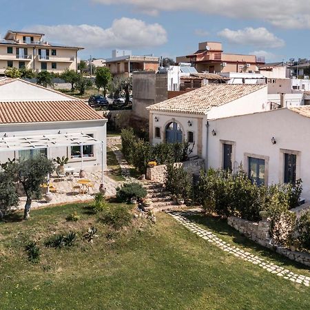 Michael Garden Bed & Breakfast Noto Dış mekan fotoğraf