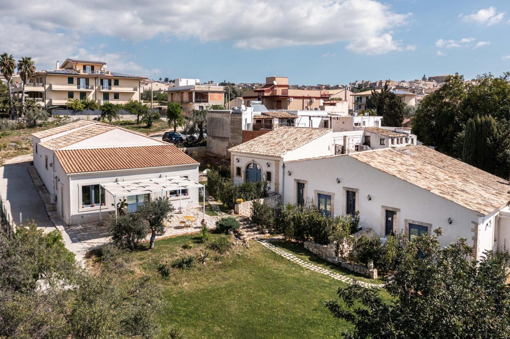 Michael Garden Bed & Breakfast Noto Dış mekan fotoğraf