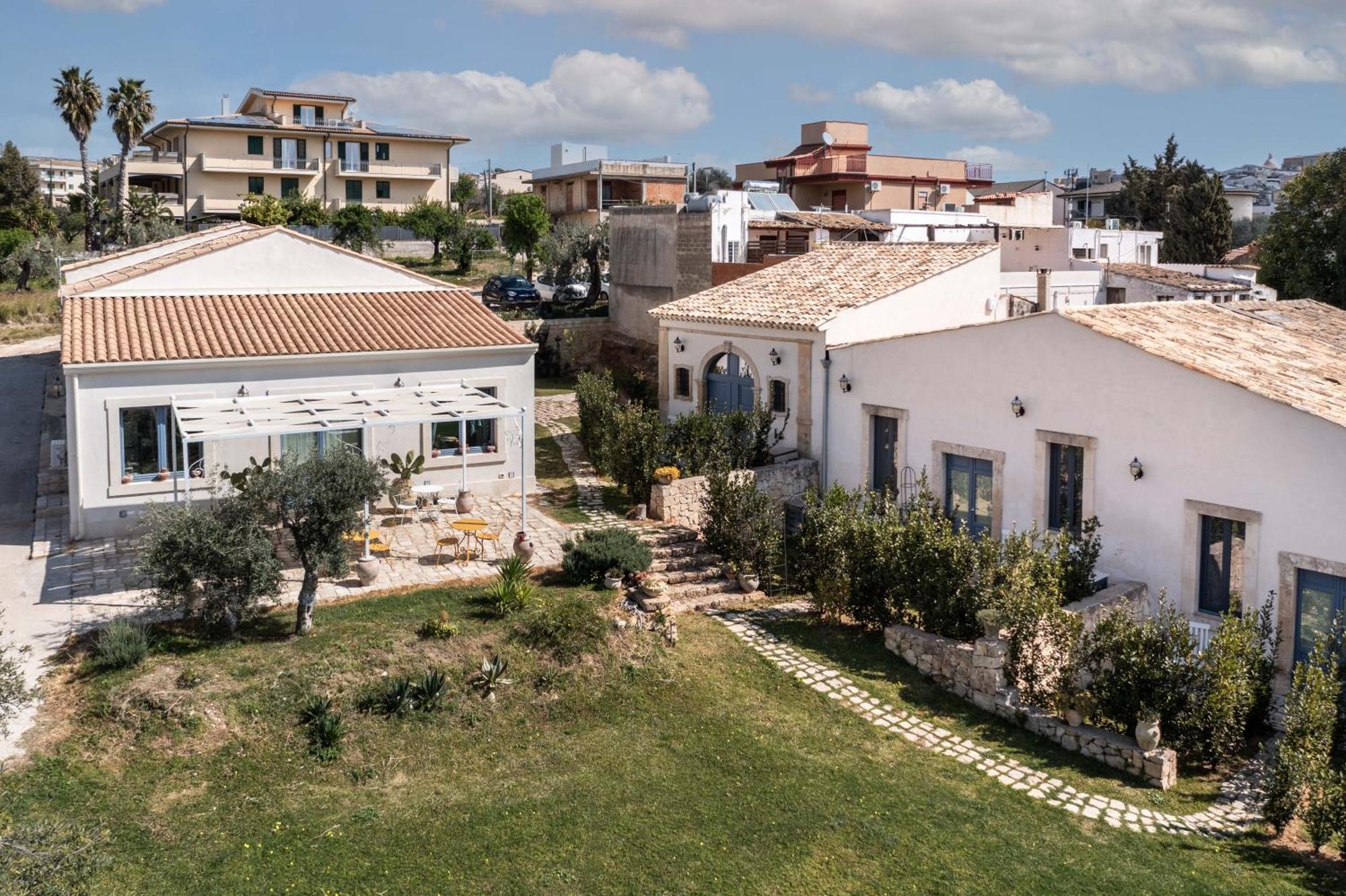 Michael Garden Bed & Breakfast Noto Dış mekan fotoğraf